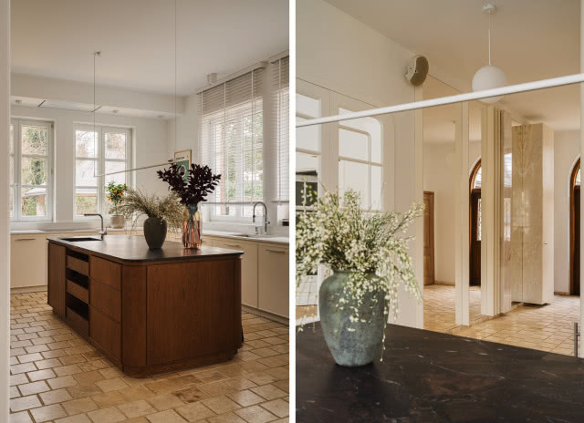 jasna kuchnia z trawertynem na podłodze