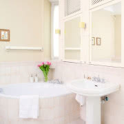 Część dzienna. Otwarta kuchnia idealnie wtapia...