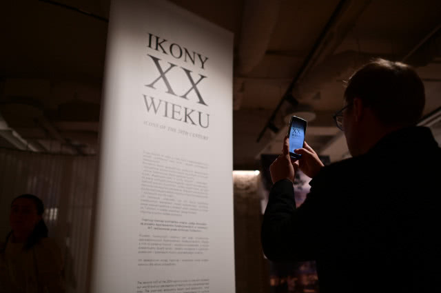 Johnny Depp, Marilyn Monroe i Helmut Newton w jednym miejscu! Wystawa „Ikony XX wieku” już otwarta