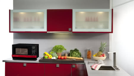 Kuchenki mikrofalowe z grillem kwarcowym i bez - jakie wybrać