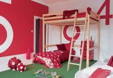 Pokój dziecka w czerwieni 