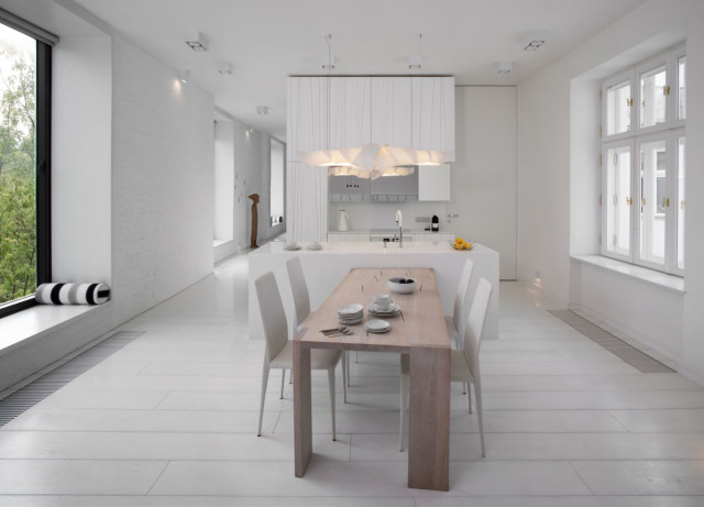 Jadalnia urządzona w bieli