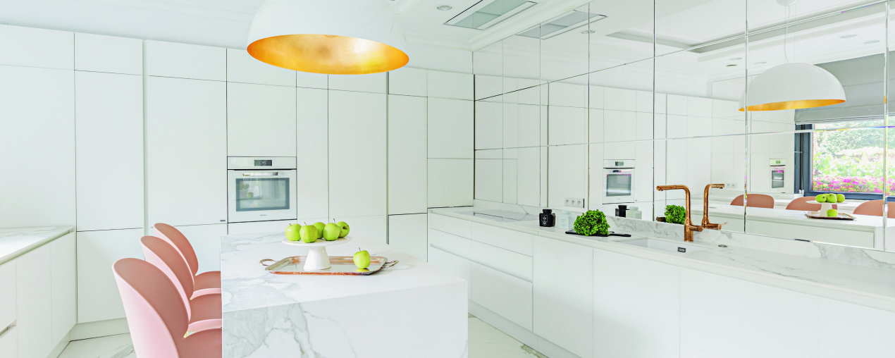 Ekskluzywny dom w Konstancinie w klasycznym stylu