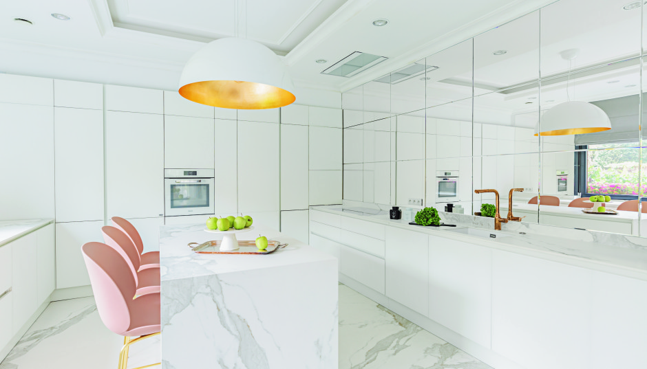 Ekskluzywny dom w Konstancinie w klasycznym stylu