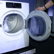 Wyższe o 15 cm pralka i suszarka to rozwiązanie...