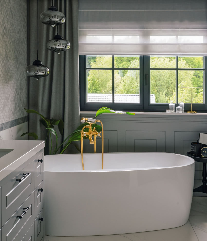 Bateria wannowo-natryskowa wolno stojąca z...