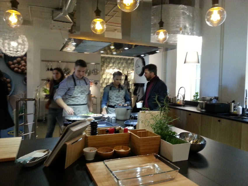 Michał Godyń - szef kuchni ambasady Szwecji, i...