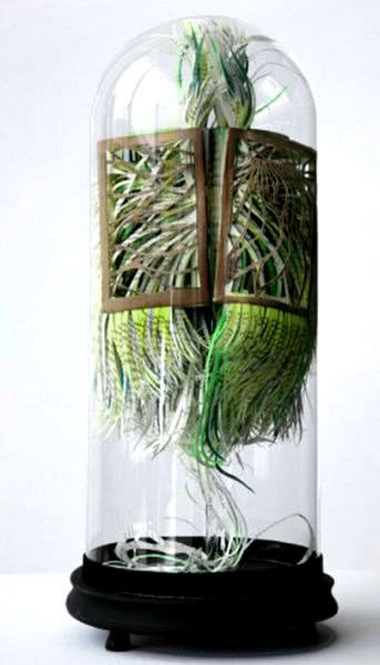 Książki Georgii Russel przypominają uwięzione...