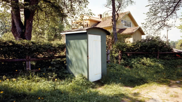 Ingvar i jego szopa, w której trzymał paczkę 