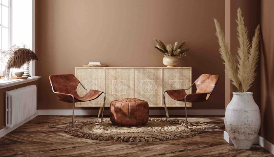 Pomysły na kolor brązowy we wnętrzach. Z jakim kolorem go łączyć?