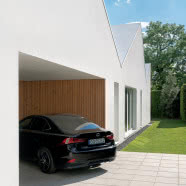 Nowoczesny dom w Poznaniu. Nowi właściciele kupili go w trakcie budowy!