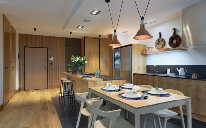 Industrialny apartament w Willi Syrena w Elblągu