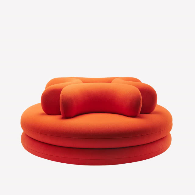czerwona sofa Verner Panton