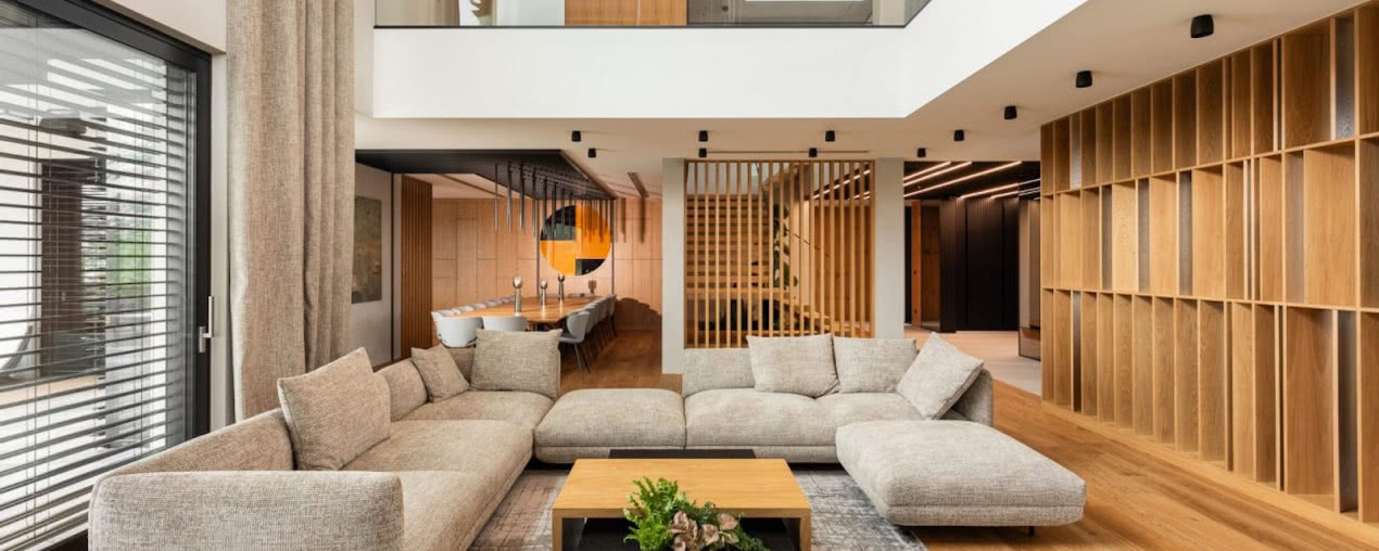 Dwukondygnacyjny dom w duchu zen. Luksus, wygoda i domowe ciepło