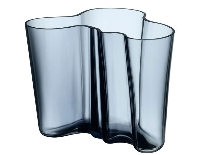 szklany pofałdowany wazon