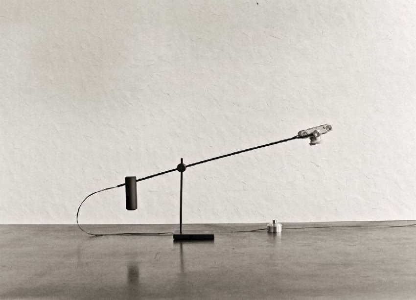 Lampa ze starego aparatu fotograficznego