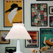 Lampa stojąca
z rodziny Pliverre,
projekt...