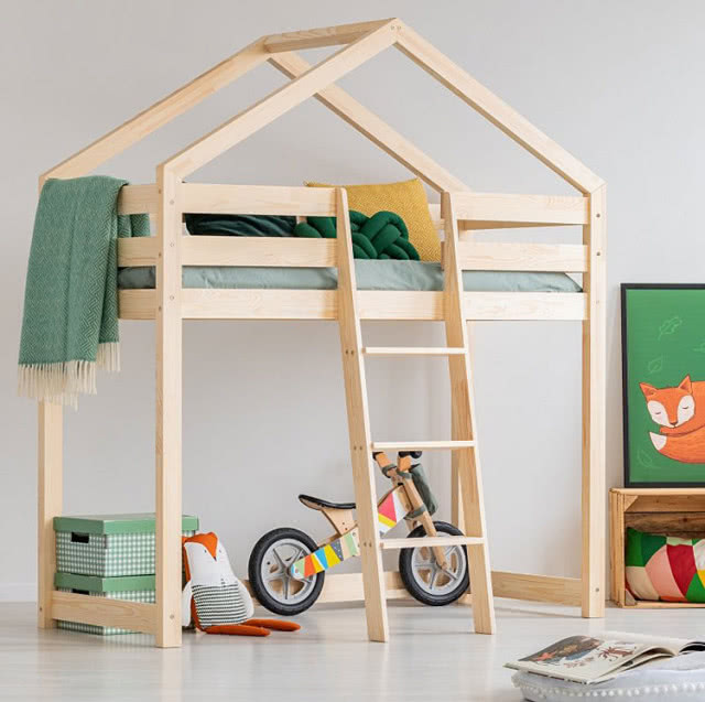 Łóżko piętrowe domek