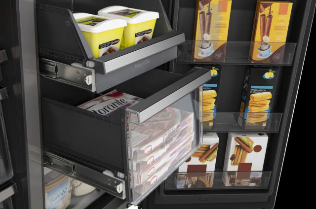 Ta lodówka wie kiedy podjadasz. Sprawdzamy nową smart lodówkę od Hisense