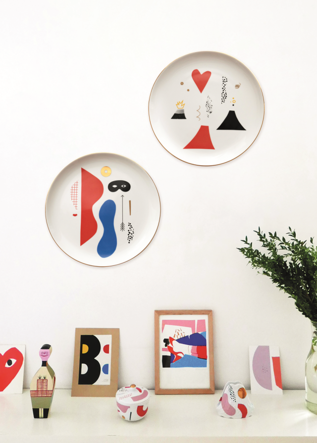 galeria ścienna z talerzy