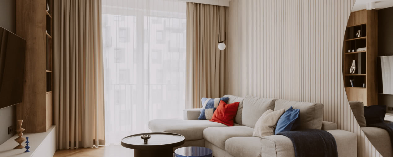 Mieszkanie od dewelopera całe w beżu. Projektantki ograły je w sprytny sposób!