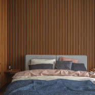 Dom na obrzeżach Szczecina urządzony w bieli i drewnie