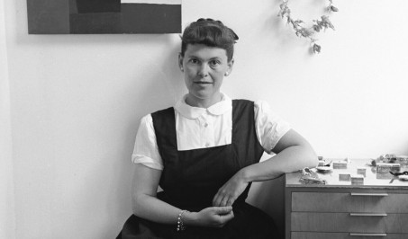 Ray Eames - zbuntowana artystka i projektantka. To ona stworzyła dom Eamesów