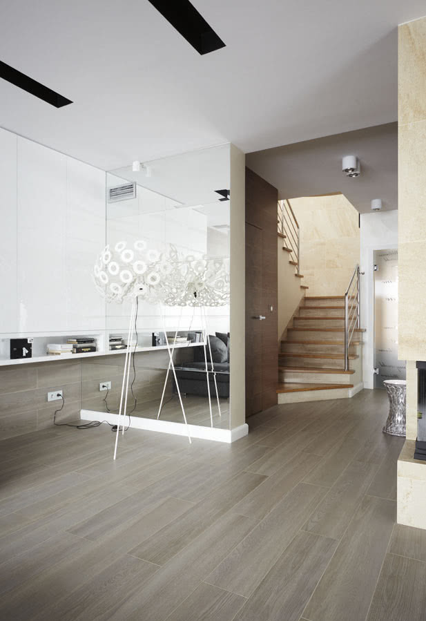 Schody to właściwie jedyny nie zmieniony element...