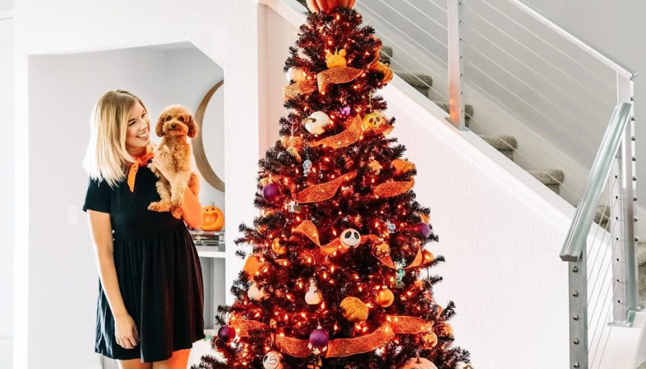 Choinka na Halloween? Nowa moda wśród Amerykanów