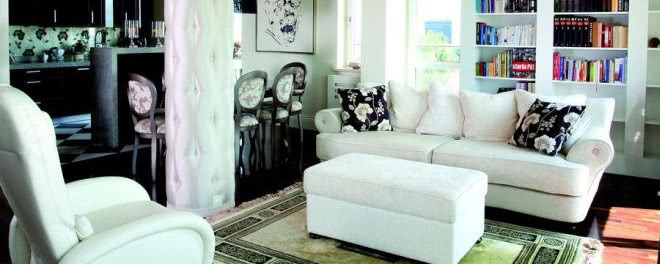 Klasyczne wnętrza w apartamentowcu