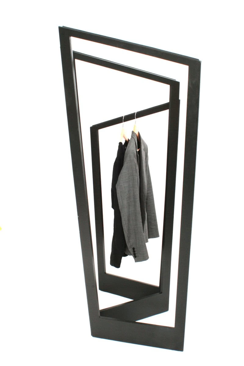 Czarna magia
Fredrik i Emma lubią praktyczne...