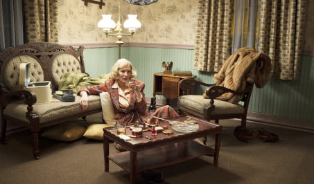 Klimat lat pięćdziesiątych. Wnętrza w filmie "Carol"