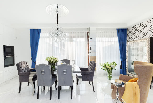 Jadalnia w domu jednorodzinnym