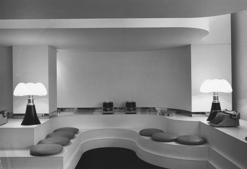 Wnętrze showroomu Olivetti
showroom w Paryżu,...