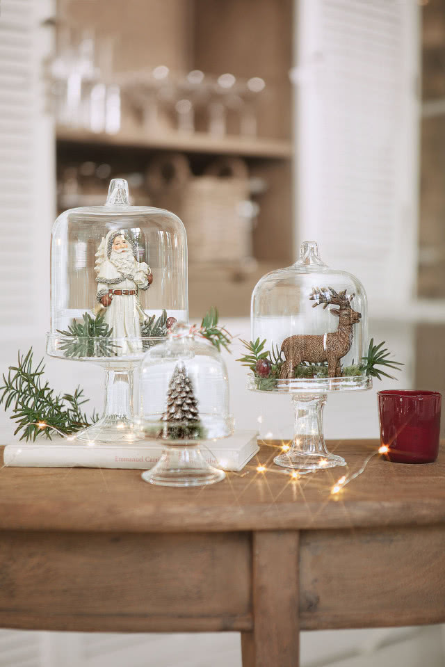 przedmioty w małych paterach