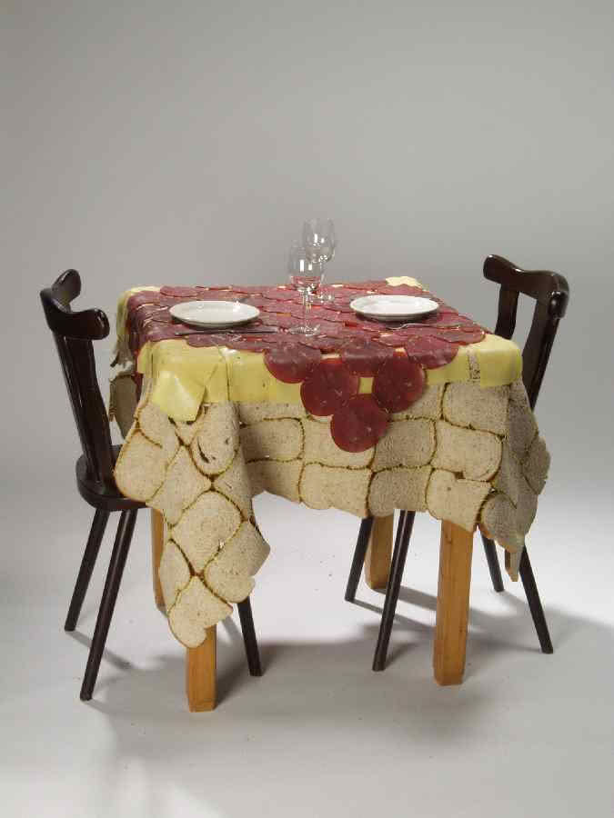 Obrus do zjedzenia - powstał jako rozumiany...