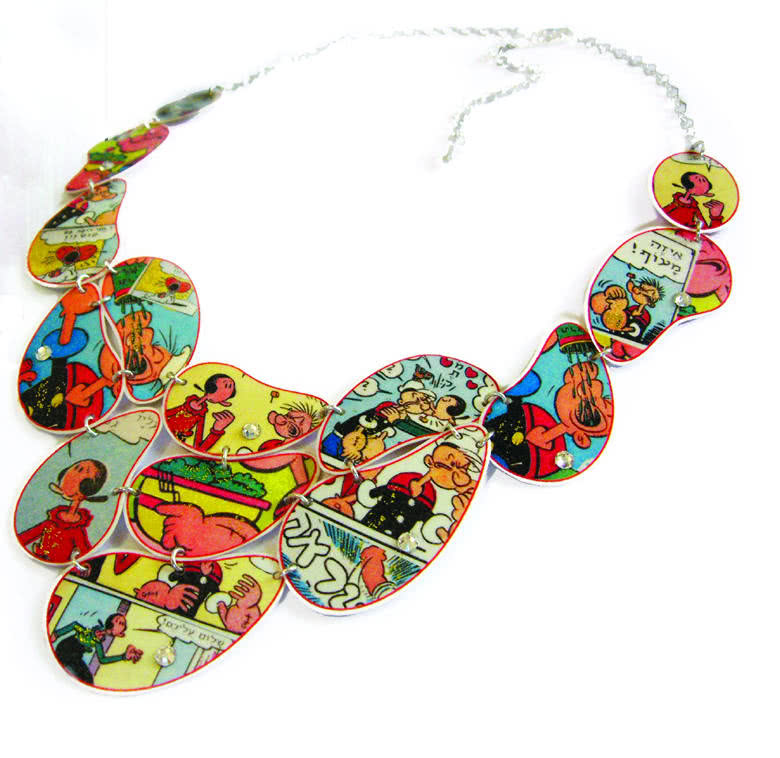 Naszyjnik z komiksów, Nutit Spiegel.