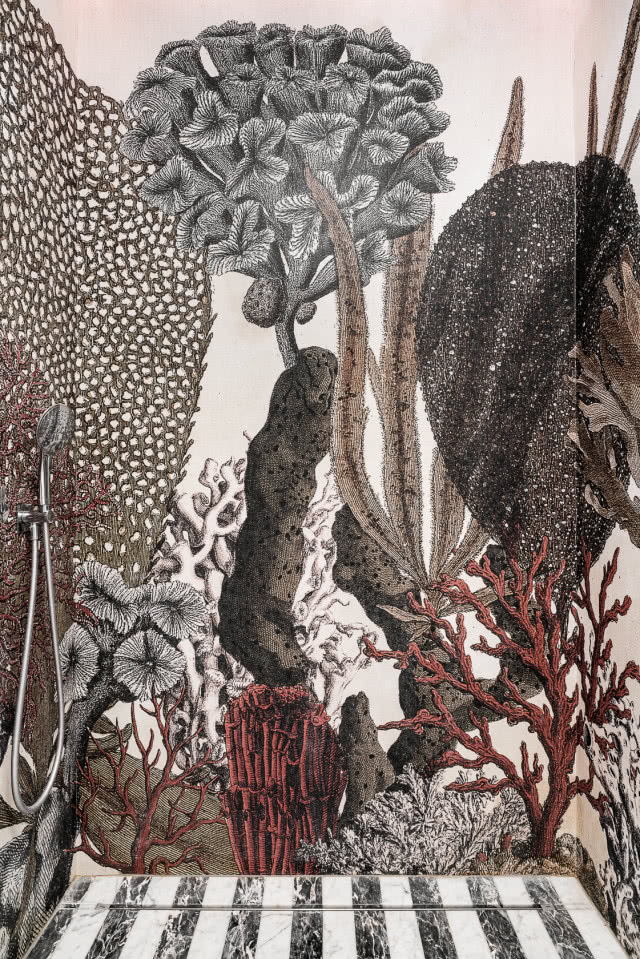 Wodoodporna tapeta w łazience