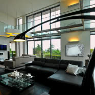 Nowoczesna architektura i widok na Tatry