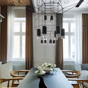 Nad stołem jadalnym (T12 marki Hay) 
druciana...