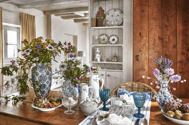 Przytulny styl cottagecore - jak dobrać meble i dodatki?