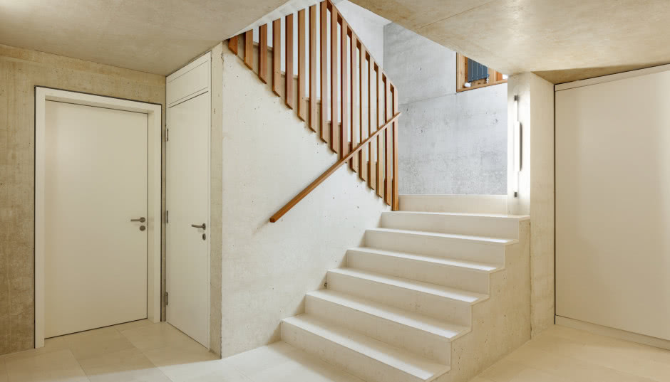 Schody w domu jednorodzinnym - rodzaje i wymiary, które musisz znać
