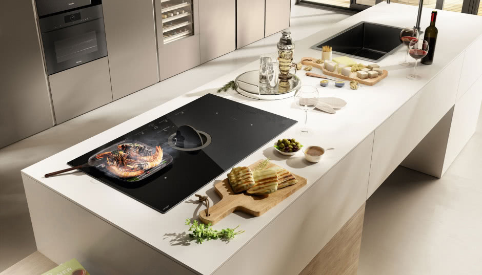 Koniec z nudą w kuchni! Jak nowoczesna technologia łączy funkcjonalność z designem i ułatwia codzienne gotowanie