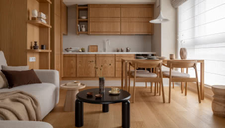 Wszędzie drewno. Mieszkanie w Łodzi - 65 m2 w stylu japandi