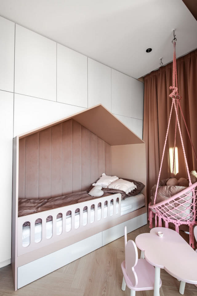 pokój dziecięcy z łóżkiem na wymiar