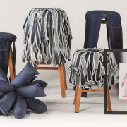 Fotel Bolotas (Żołędzie) wykonany został z...