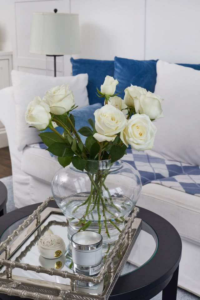 Świeże kwiaty w wazonie