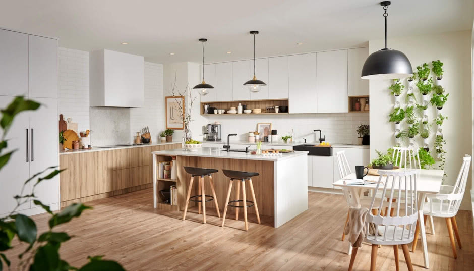 Jak urządzić kuchnię w stylu skandynawskim? Inspiracje na styl skandynawski prosty i przytulny