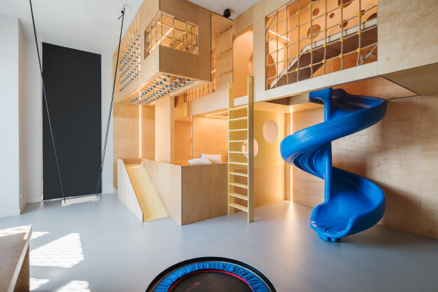 Pokój dziecka ze sklejki