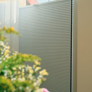 Żaluzje plisowane - gdzie je zamontować i do jakich wnętrz pasują?